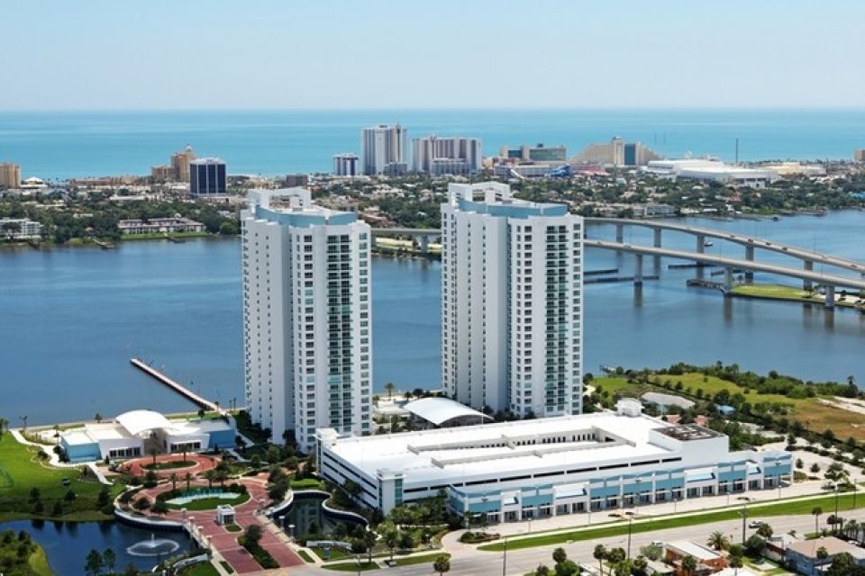 Selling Condo Vs House