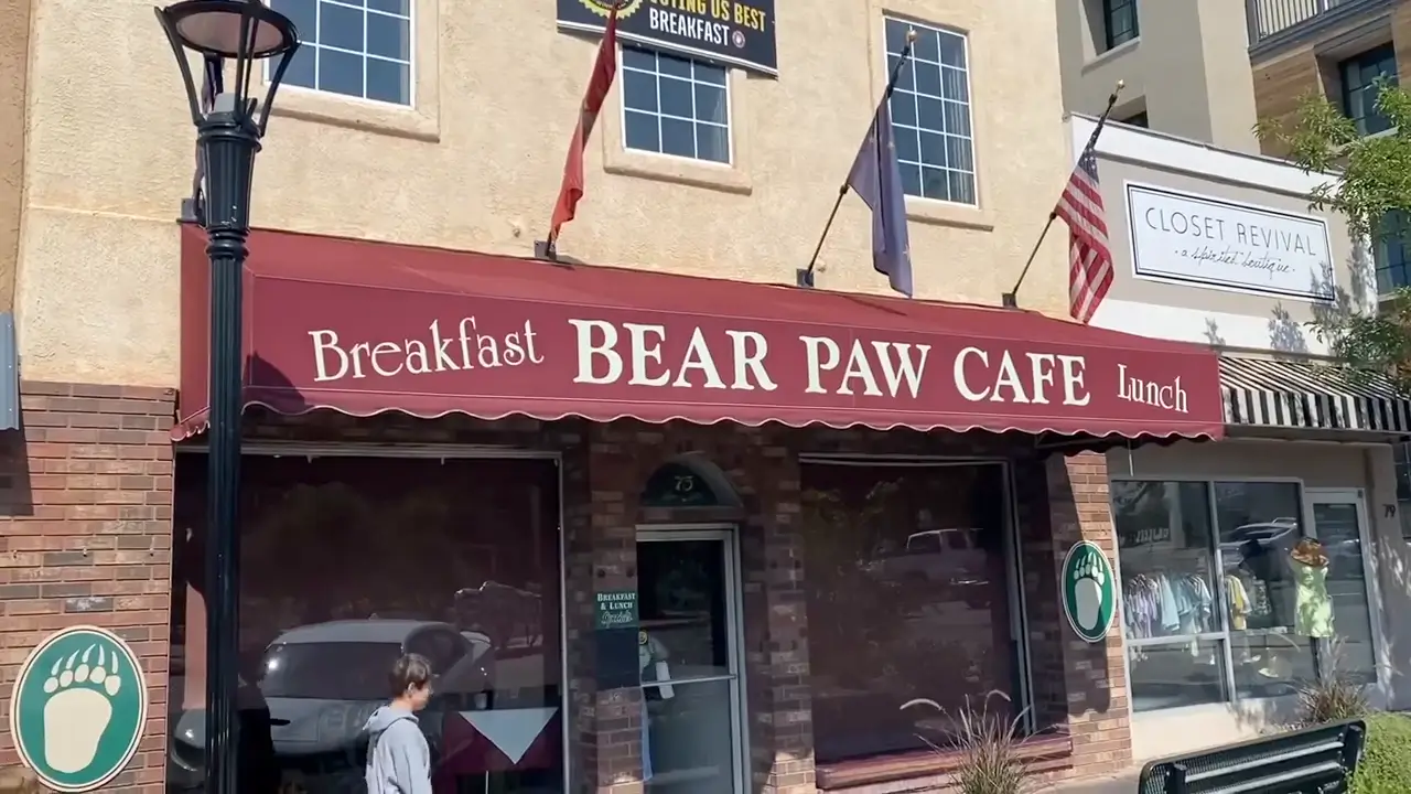 Bear Paw Cafe